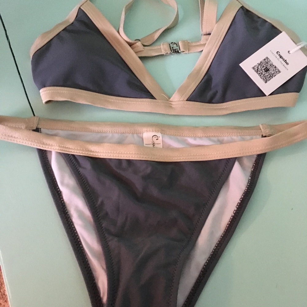 SOLD⚠️Cupshe Triangle Bikini
